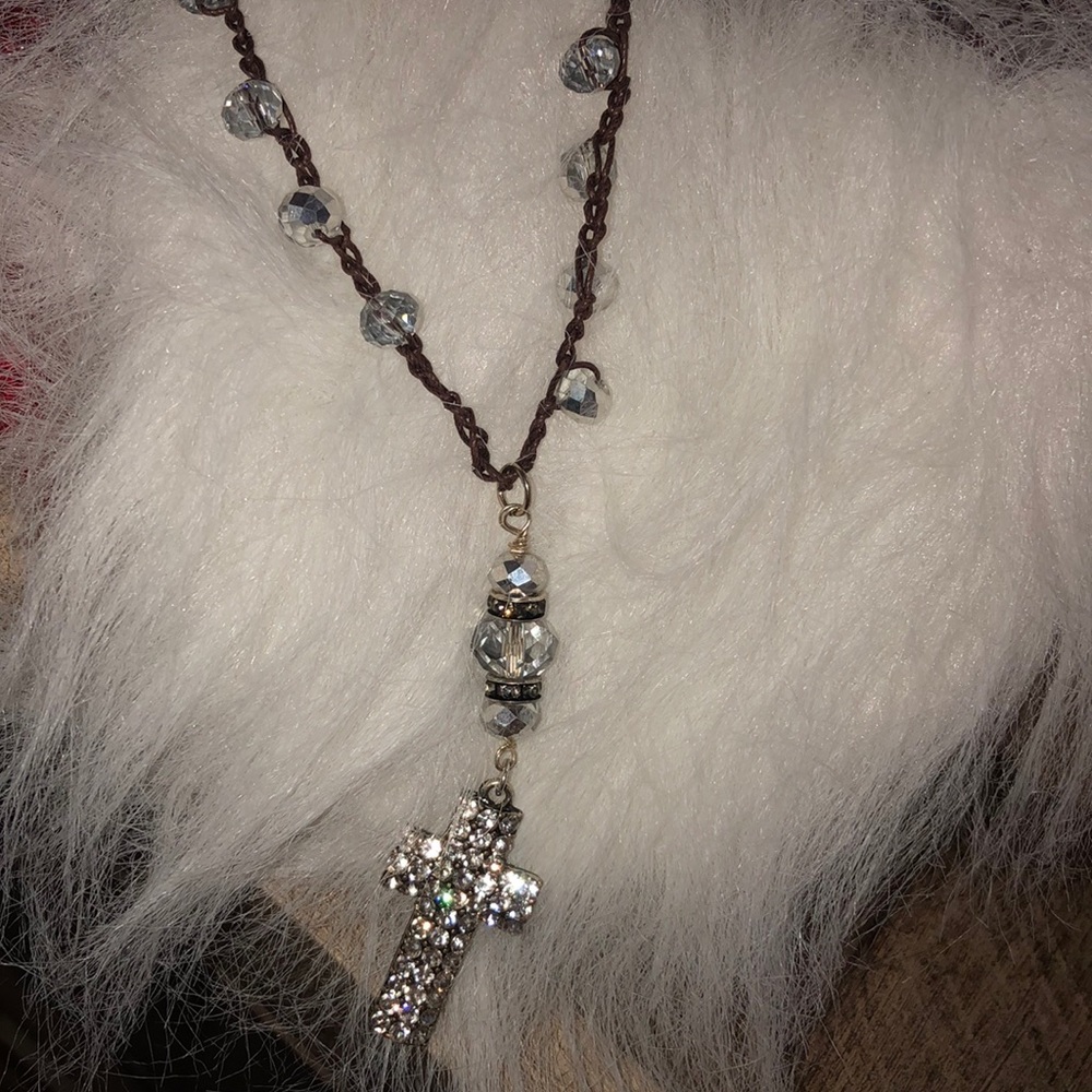 BEADED CROSS CLEAR